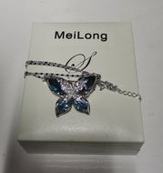 MeiLong Butterfly Animal Brooch Austrian Crystal Pendant